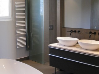 Salle de bain contemporaine